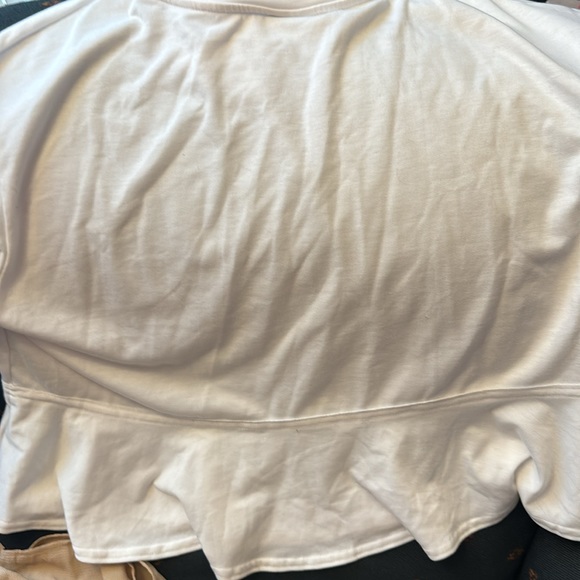 Lularoe June Short sleeve ruffle hem top - Picture 2 of 2